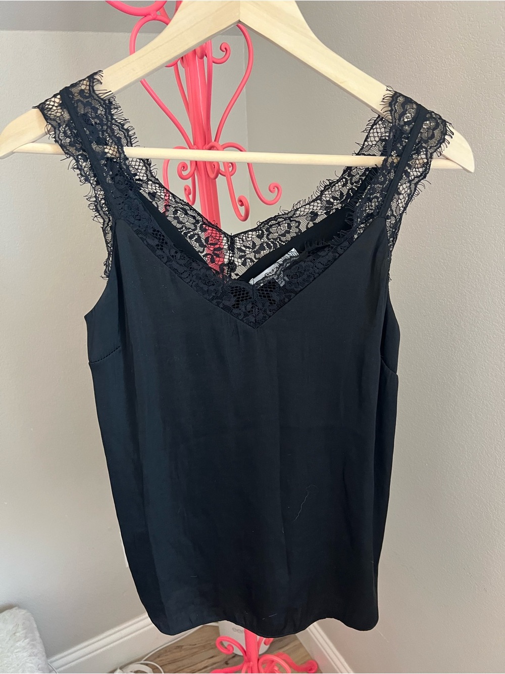 Black Lace-Trim V-Neck Camisole Top